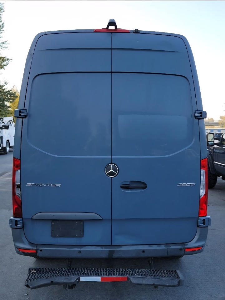 Mercedes-Benz Sprinter 3500 Wagon 144-in. WB 2019 Mercedes-Benz Sprinter 3500 Wagon 144-in. WB 2019