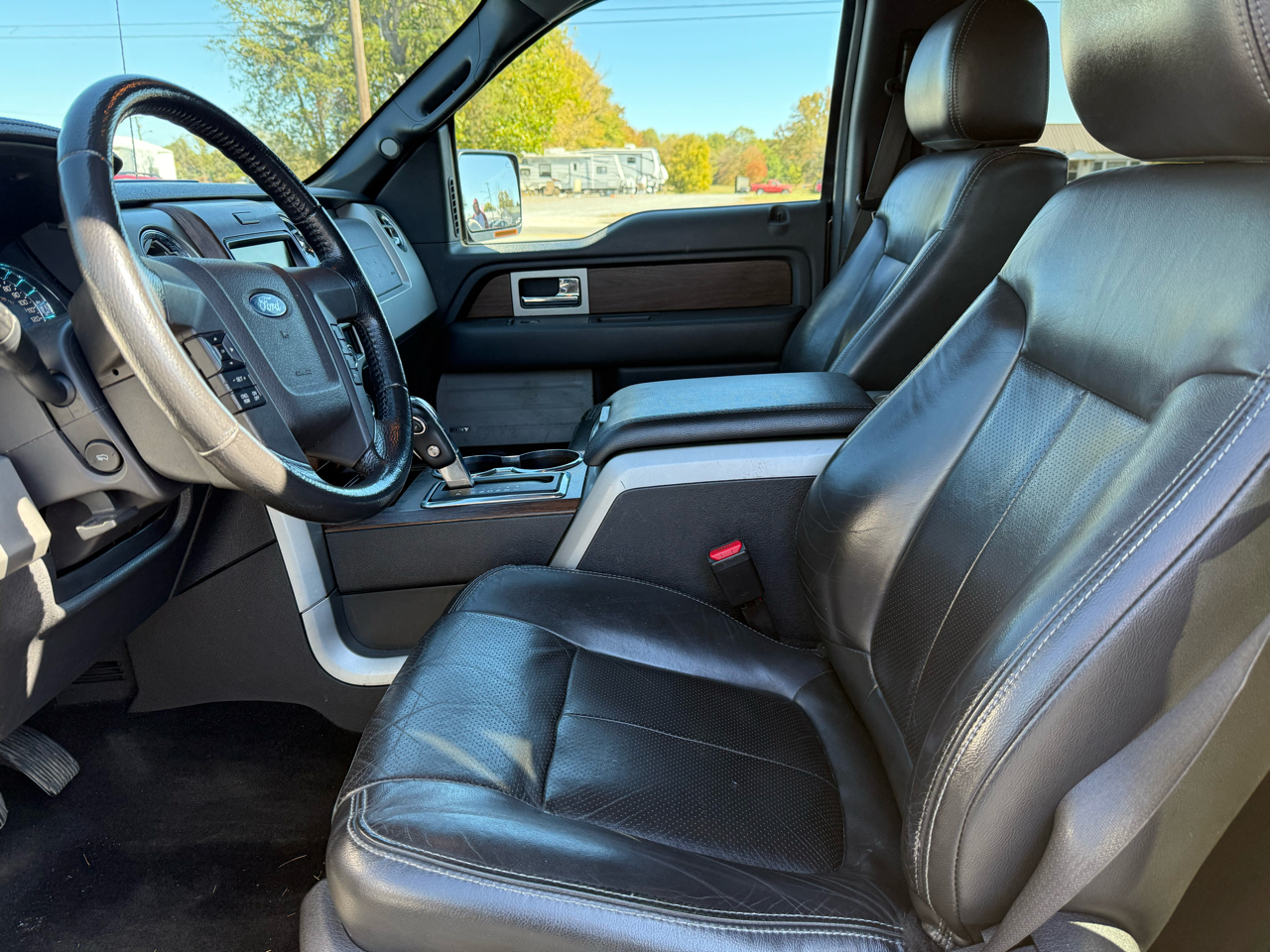 Ford F-150 4WD SuperCrew 145" Lariat 2013