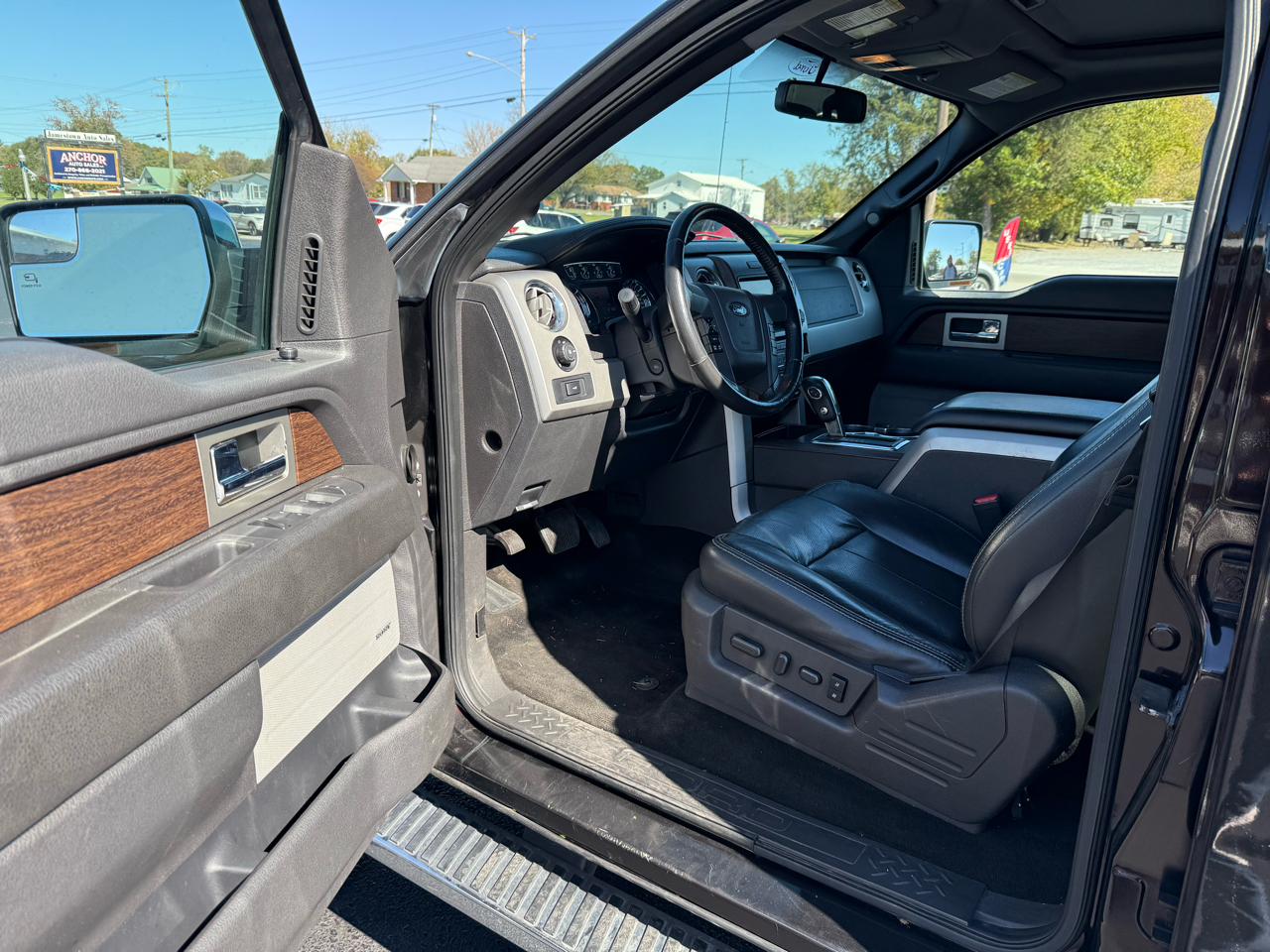 Ford F-150 4WD SuperCrew 145" Lariat 2013