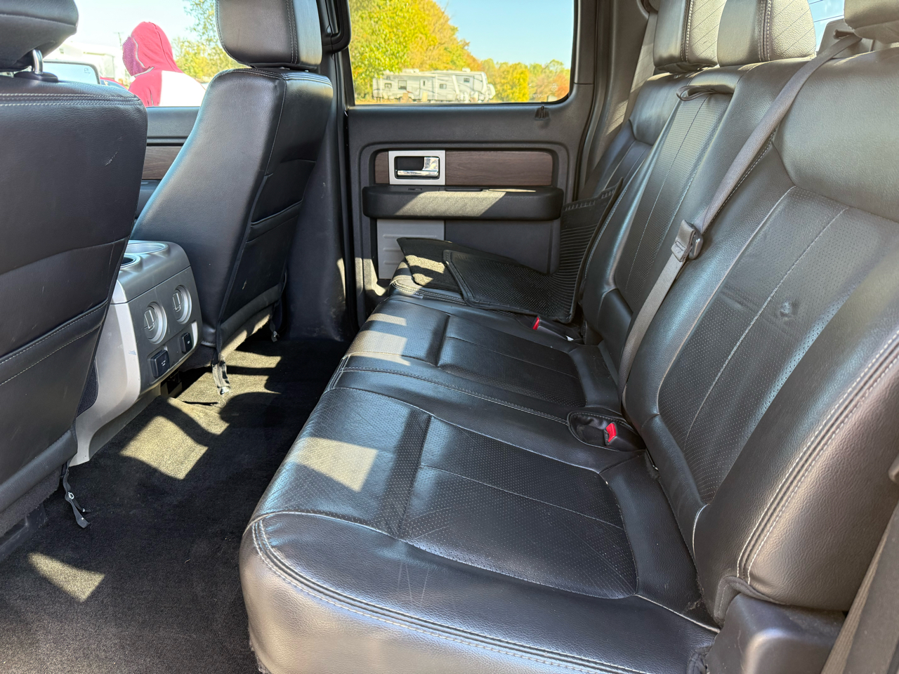 Ford F-150 4WD SuperCrew 145" Lariat 2013