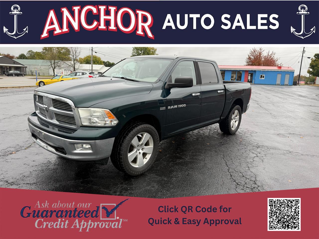 2011 RAM 1500 4WD Crew Cab 140.5" Big Horn