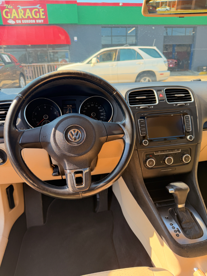 Volkswagen Jetta SportWagen  2010
