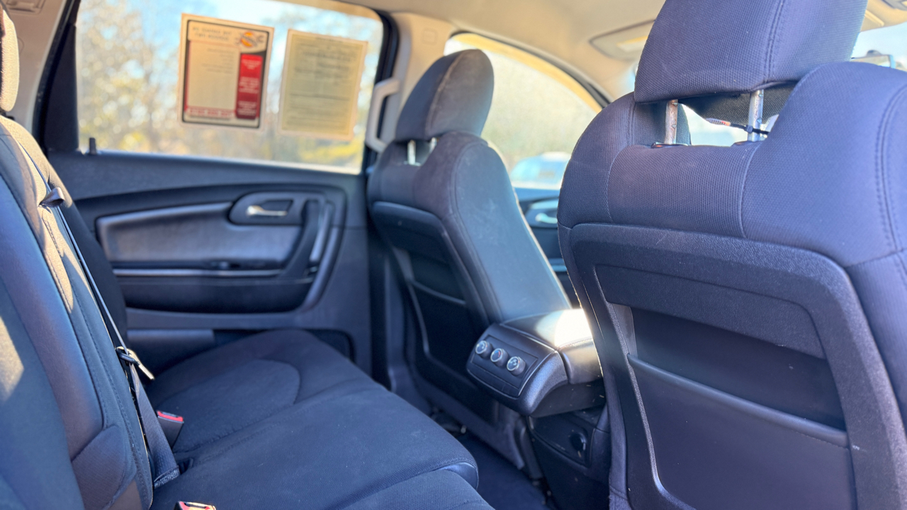 Chevrolet Traverse LT FWD 2012