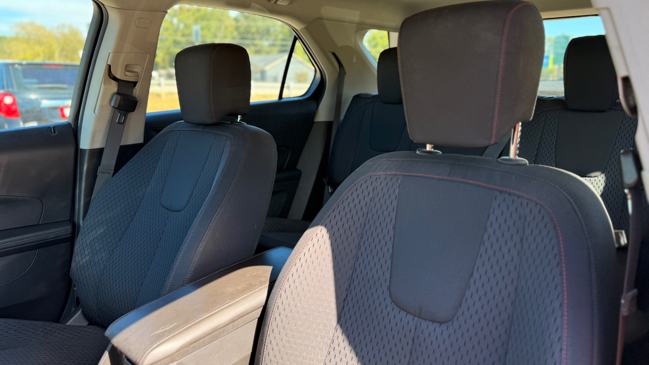 Chevrolet Equinox LS 2WD 2013 Chevrolet Equinox LS 2WD 2013