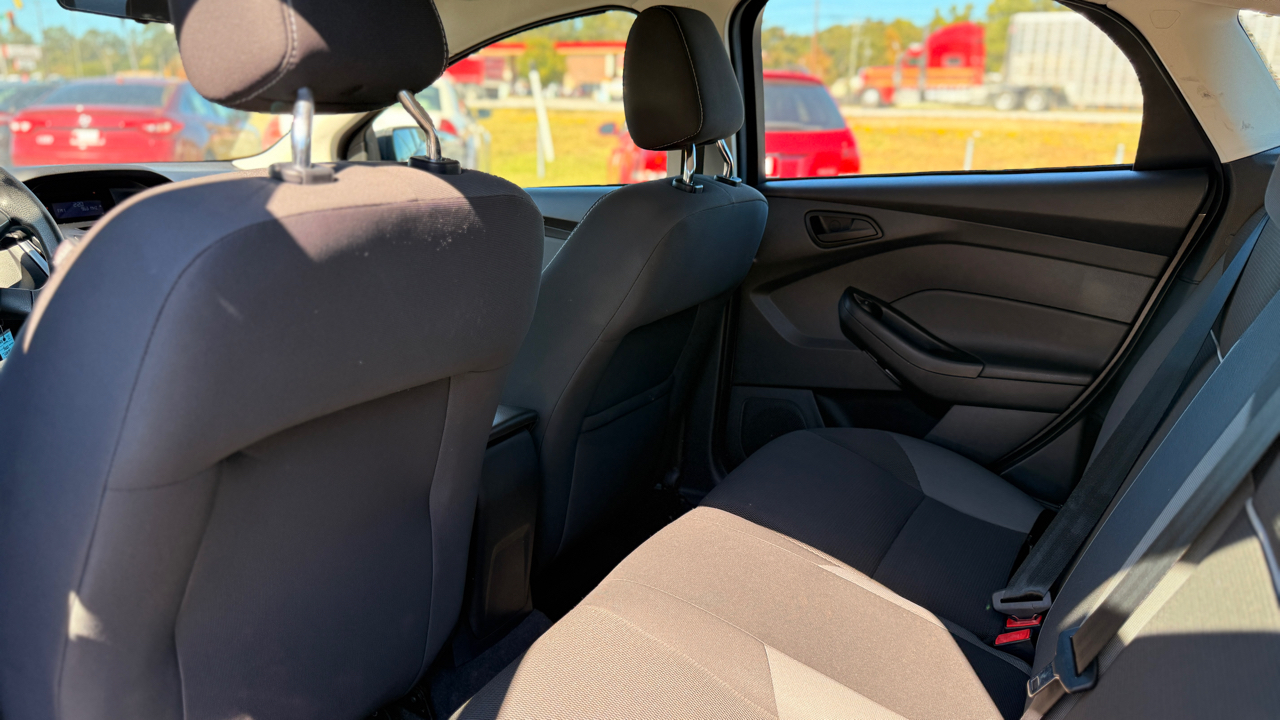 Ford Focus SE 2012 Ford Focus SE 2012