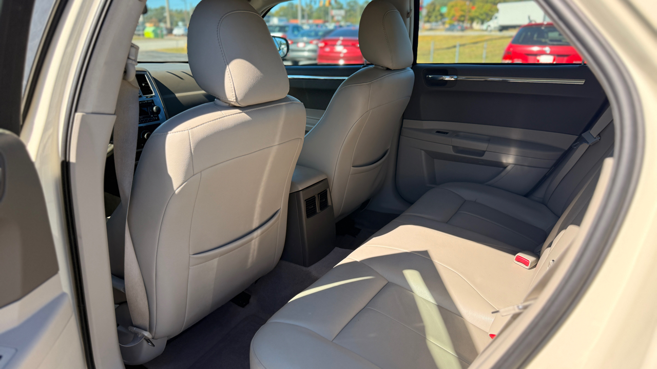 Chrysler 300 Touring 2007 Chrysler 300 Touring 2007