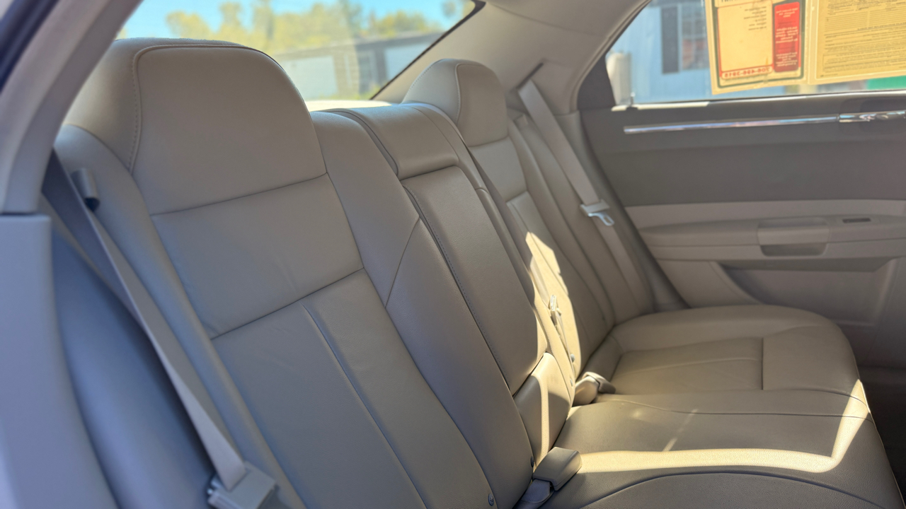 Chrysler 300 Touring 2007 Chrysler 300 Touring 2007