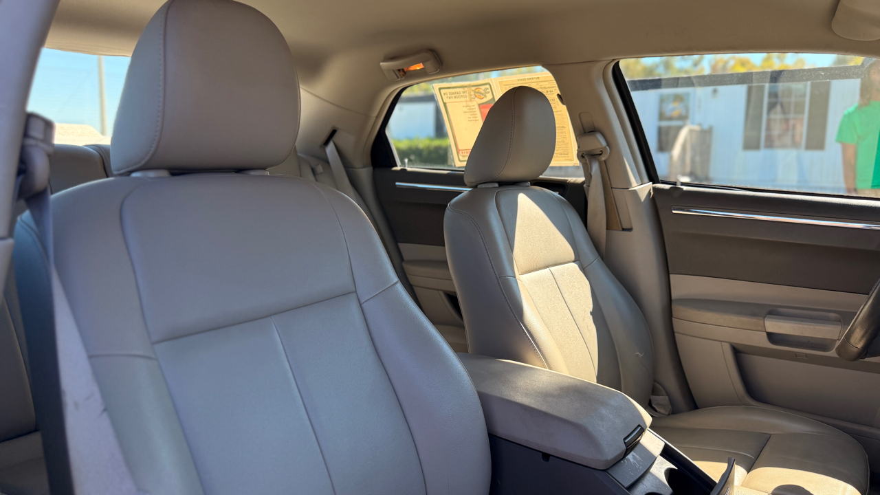 Chrysler 300 Touring 2007 Chrysler 300 Touring 2007