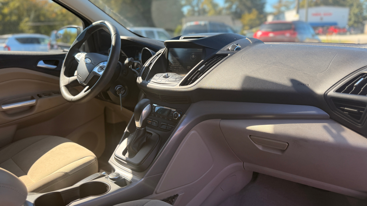 Ford Escape SE FWD 2015 Ford Escape SE FWD 2015