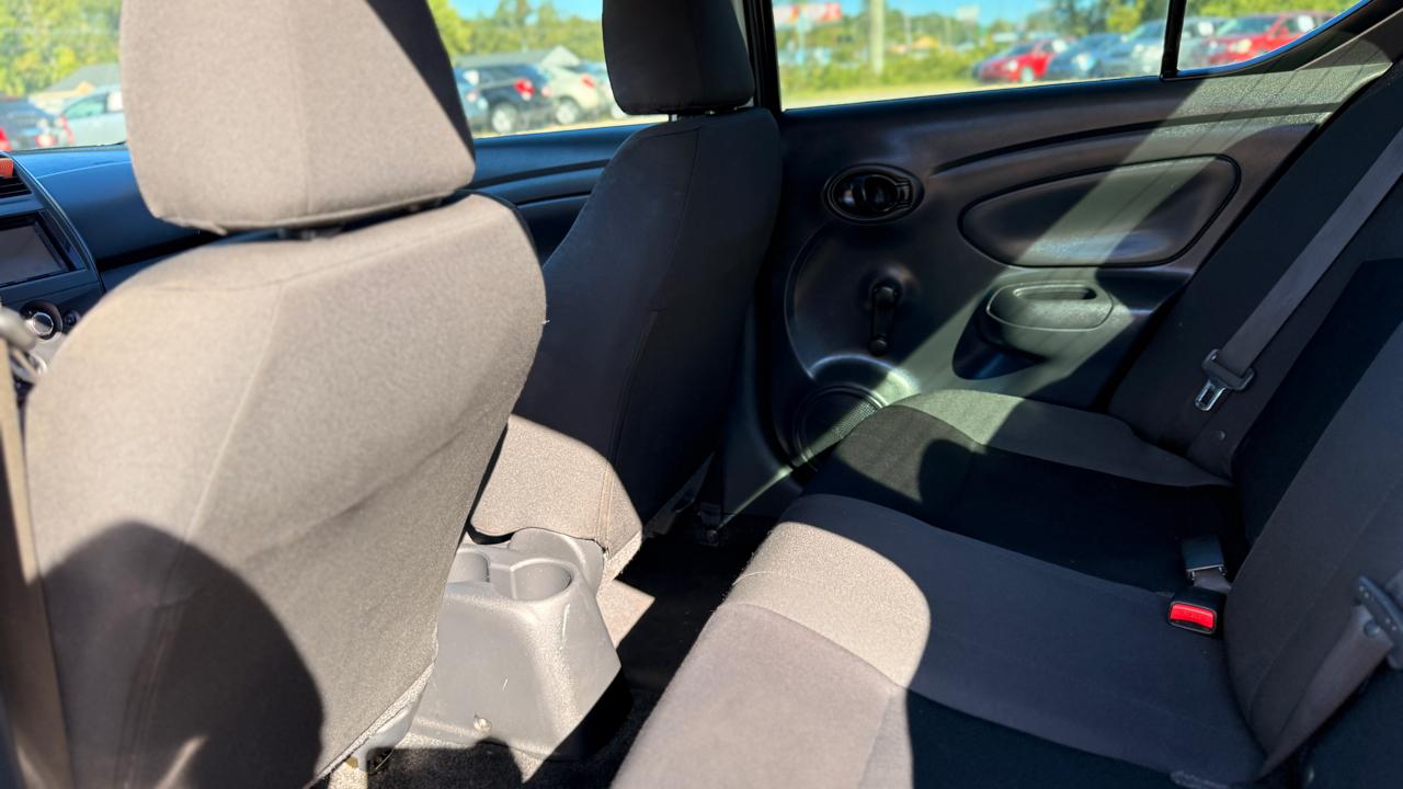 Nissan Versa 1.6 S 5M 2018