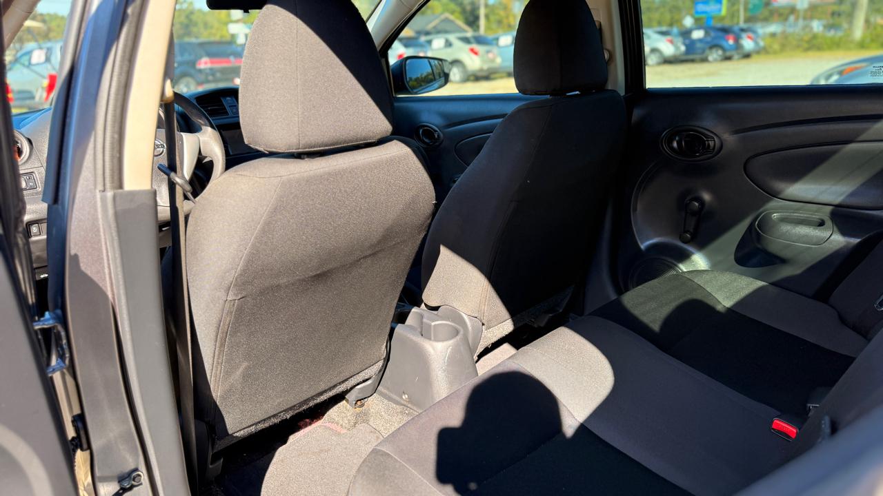 Nissan Versa 1.6 S 5M 2018