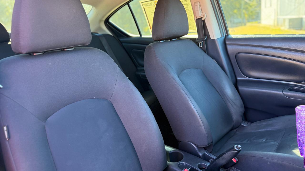 Nissan Versa 1.6 S 5M 2018