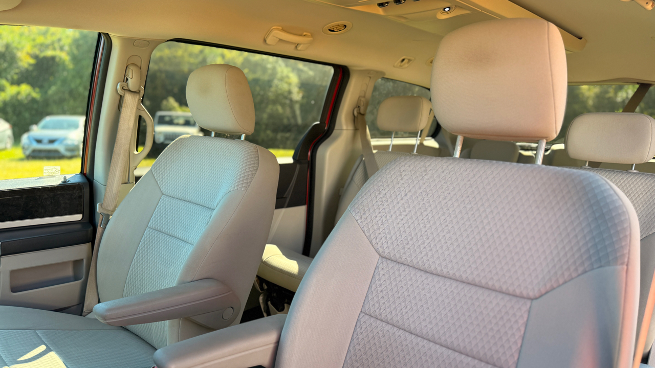 Dodge Grand Caravan SXT 2010 Dodge Grand Caravan SXT 2010