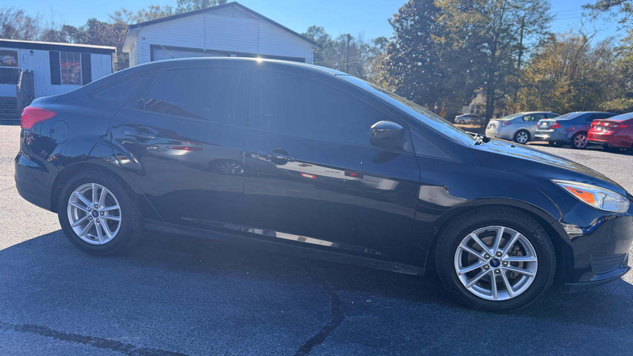 Ford Focus SE Sedan 2018