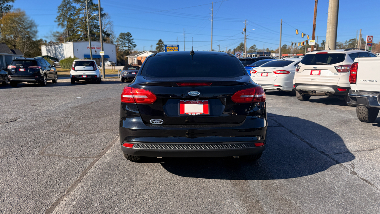 Ford Focus SE Sedan 2018