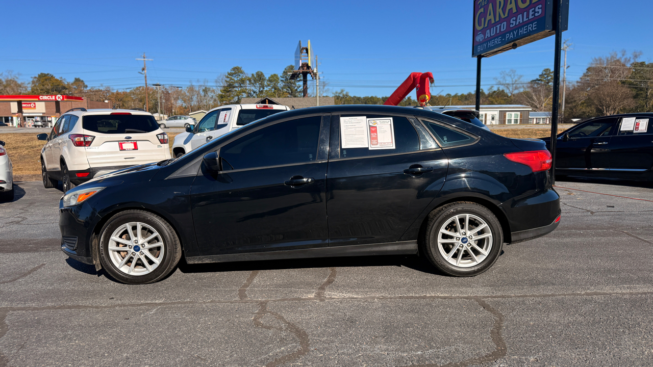 Ford Focus SE Sedan 2018