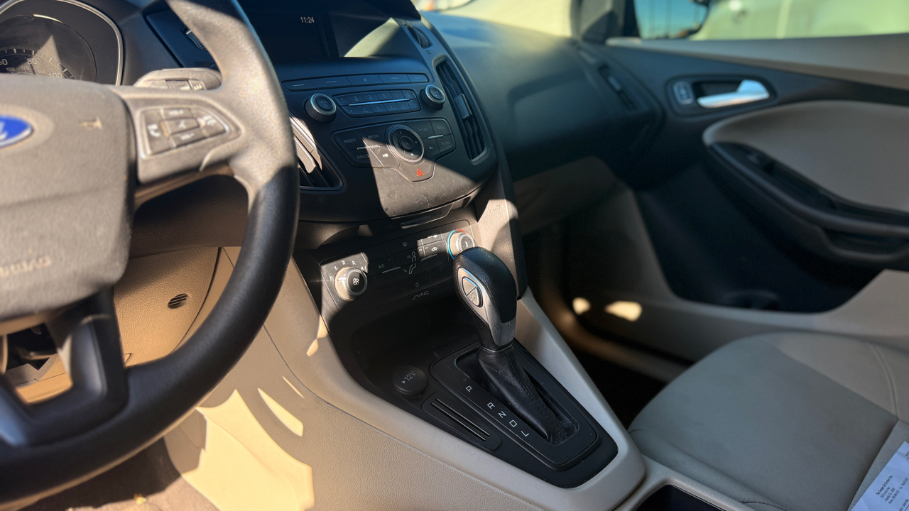 Ford Focus SE Sedan 2018