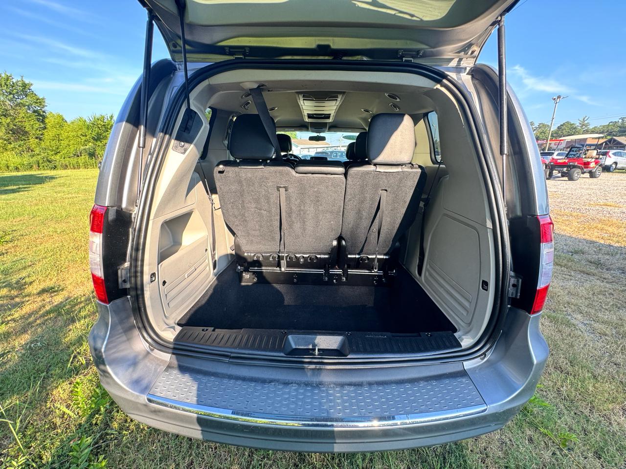 Chrysler Town & Country Touring 2016