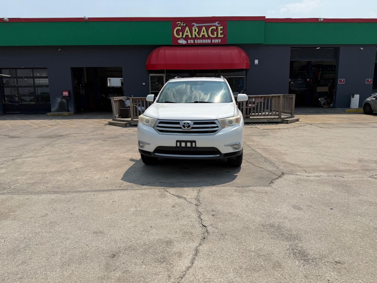 2011 Toyota Highlander Base 2WD V6