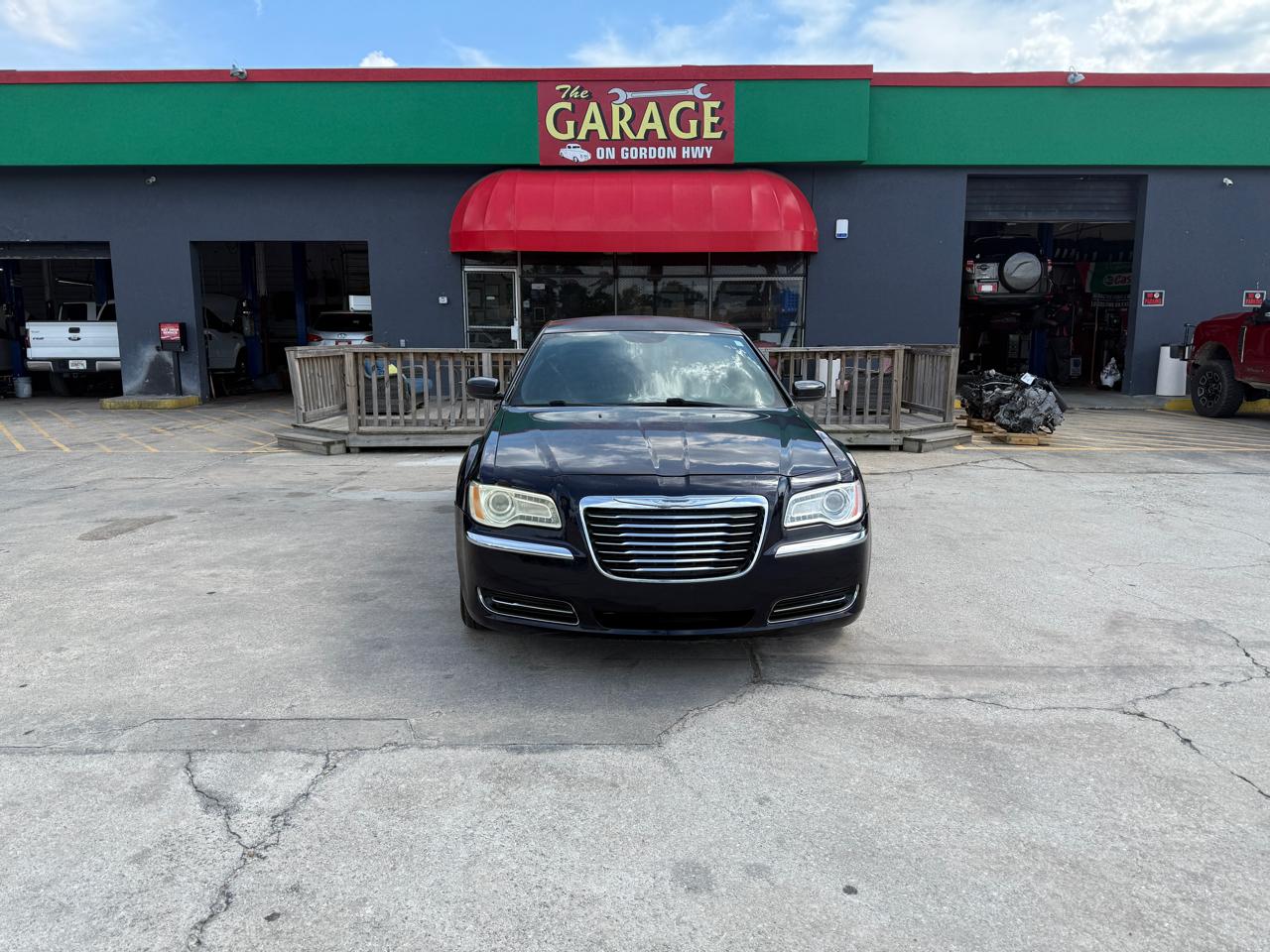 2012 Chrysler 300 -'s photo