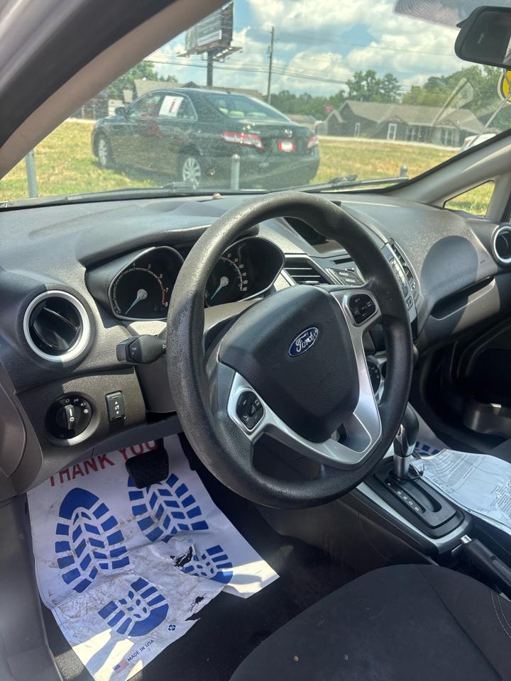 Ford Fiesta SE Hatchback 2019