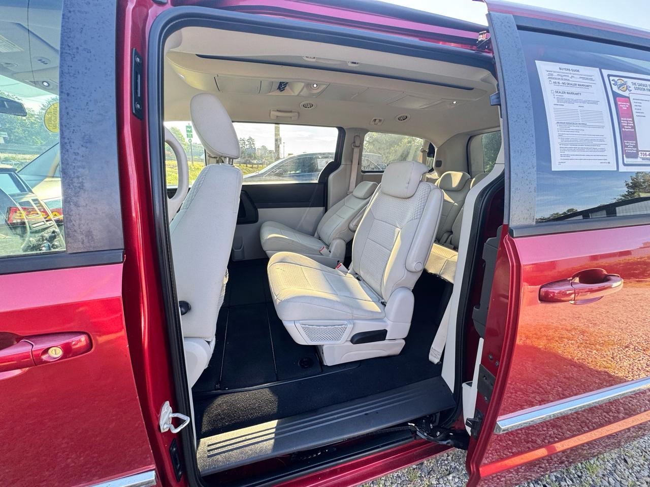 Dodge Grand Caravan SXT 2010