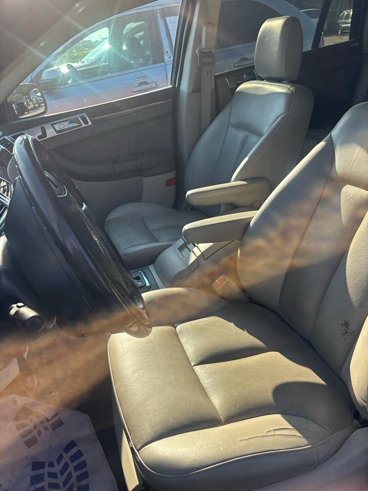 Chrysler Pacifica Touring FWD 2007