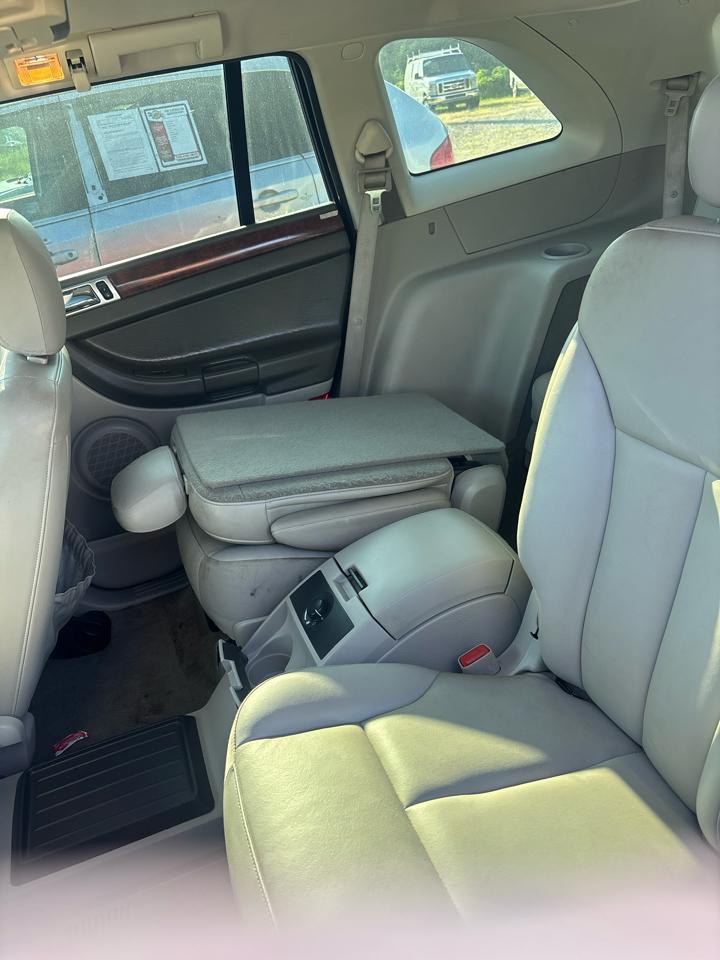 Chrysler Pacifica Touring FWD 2007