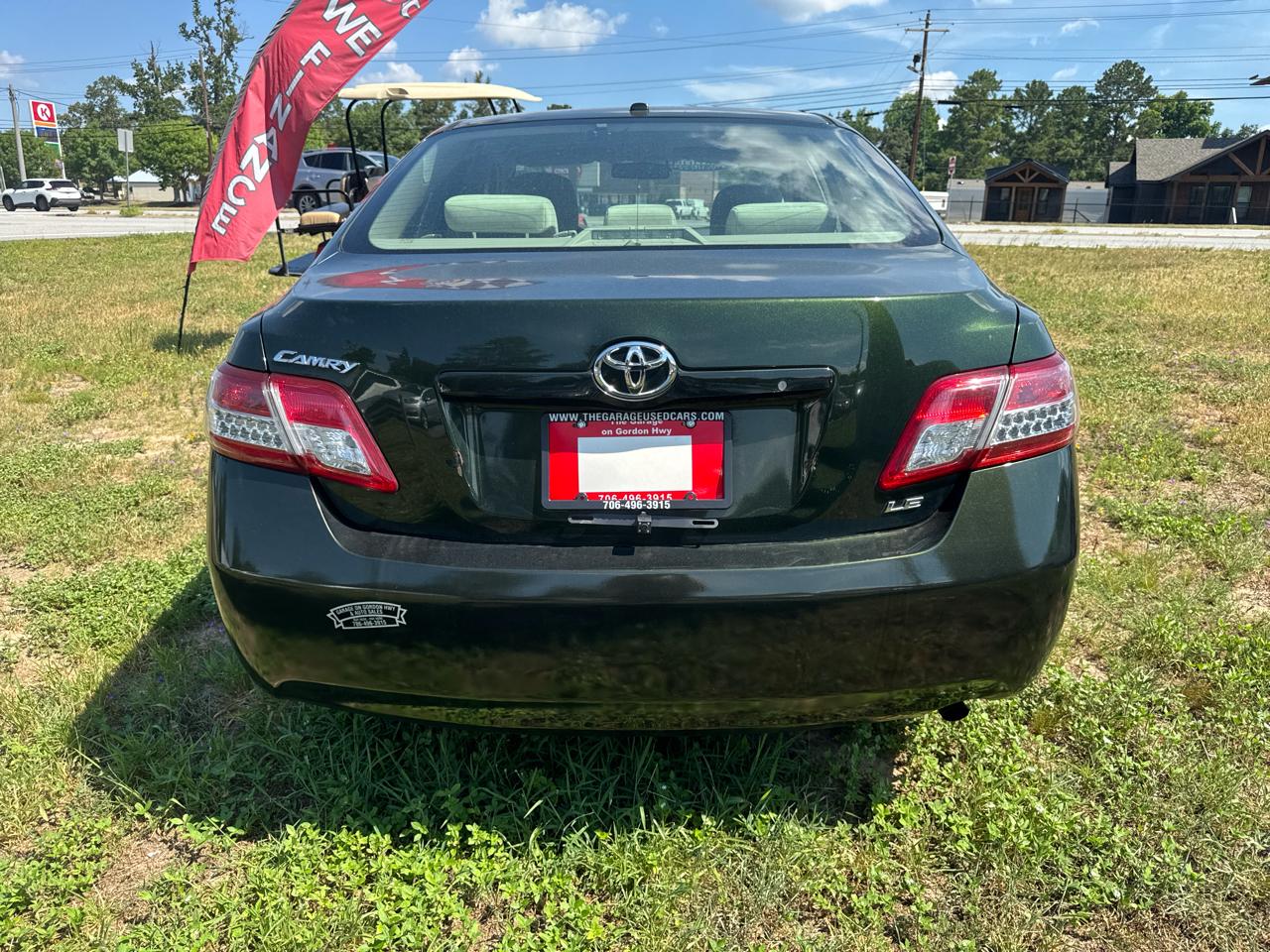 Toyota Camry LE 6-Spd AT 2010