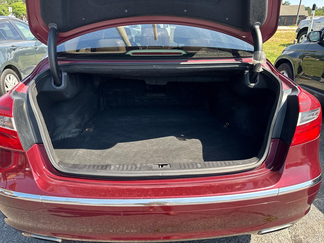 Hyundai Genesis 3.8L 2013