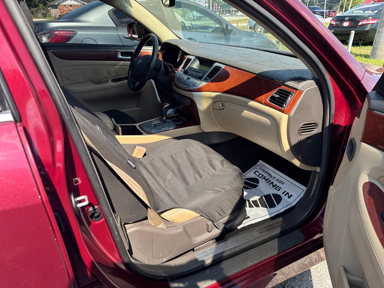 Hyundai Genesis 3.8L 2013