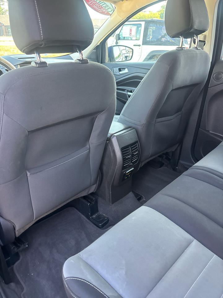 Ford Escape SE FWD 2016