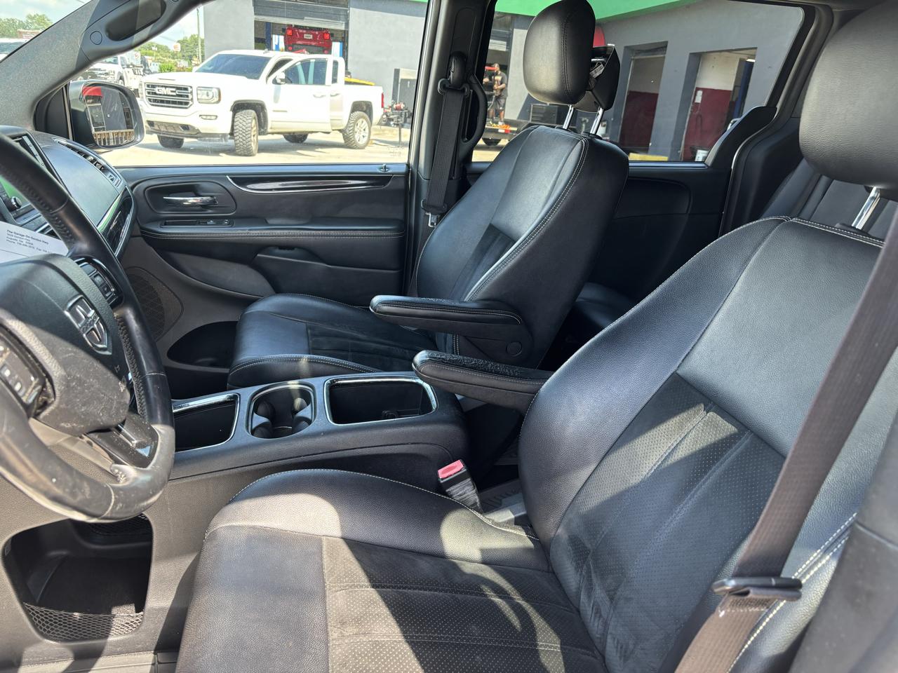 Dodge Grand Caravan SXT 2014