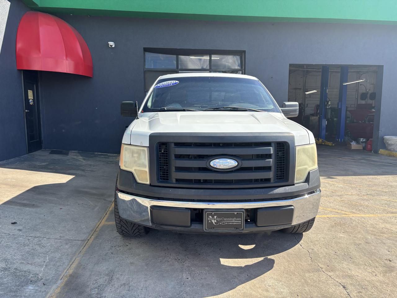 2009 Ford F-150 XL SuperCab 8-ft. Bed 2WD