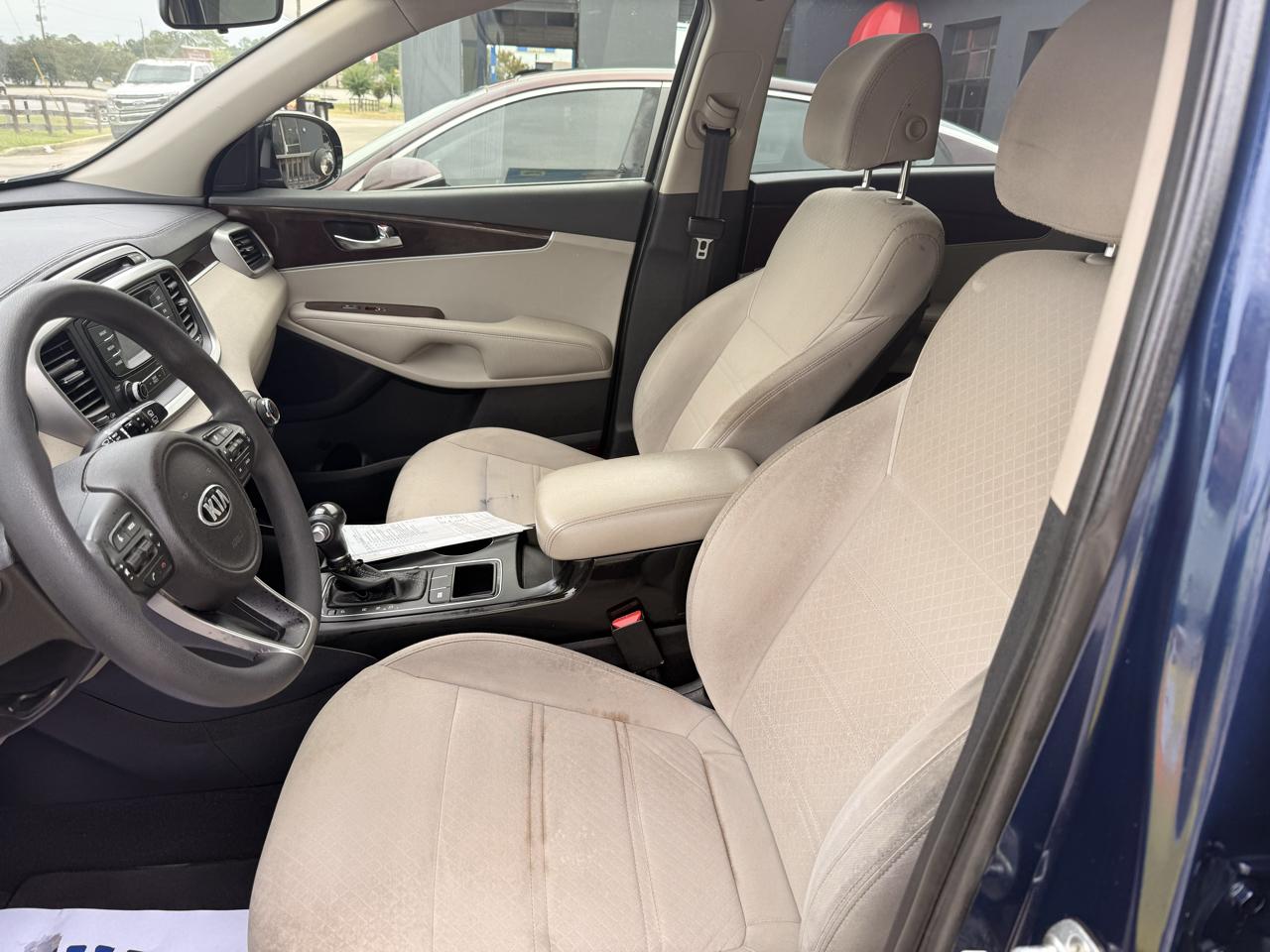 Kia Sorento L 2WD 2017
