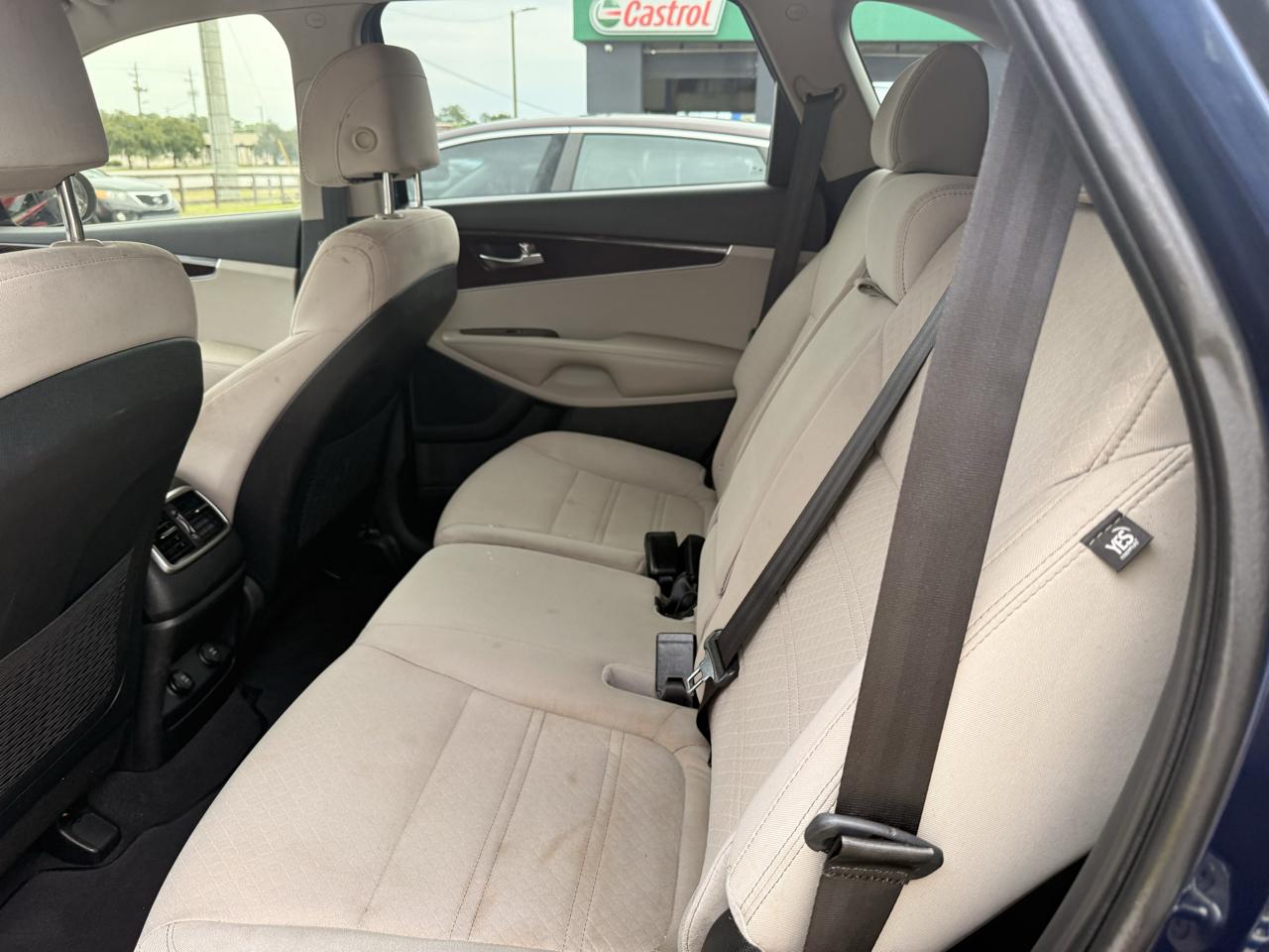 Kia Sorento L 2WD 2017