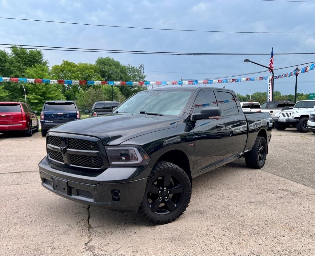 2018 RAM 1500 Big Horn 4x4 Crew Cab 6'4's photo