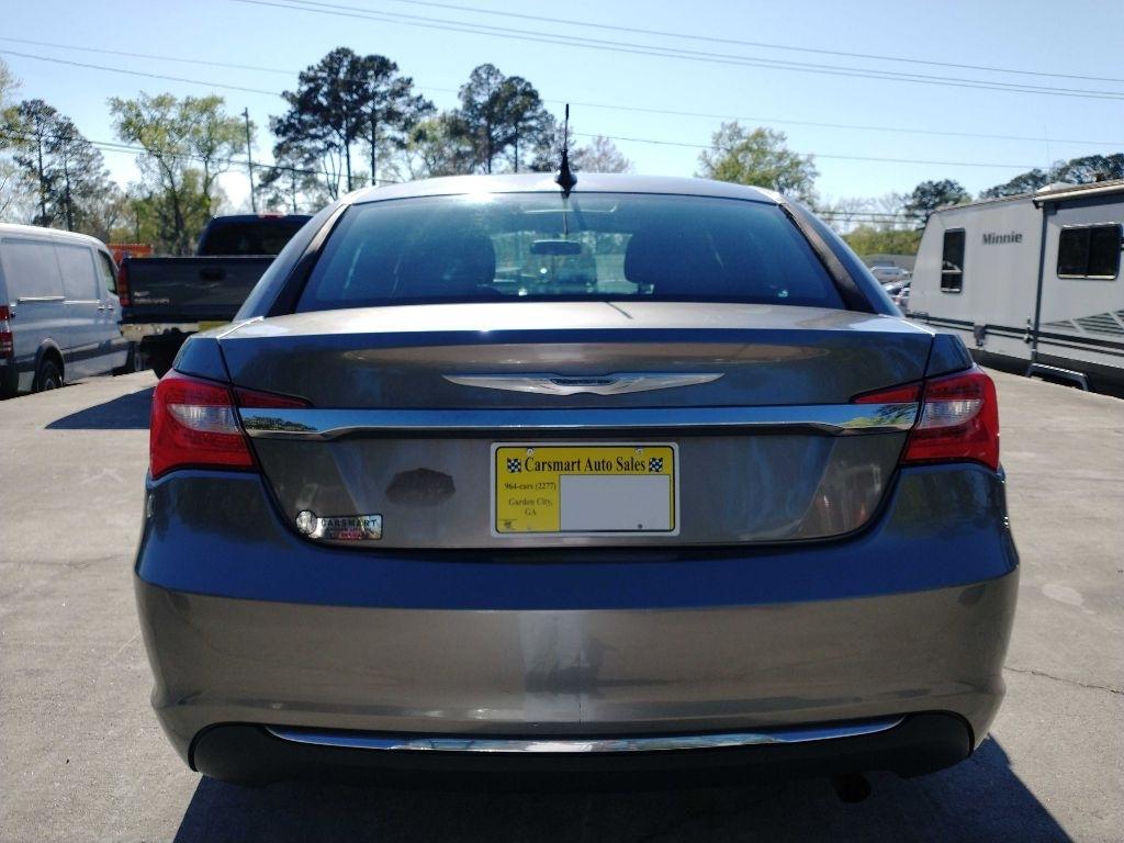 Chrysler 200 Touring 2013