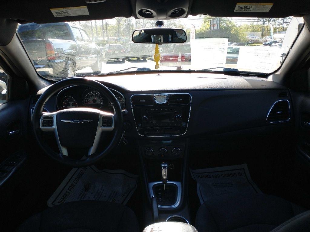 Chrysler 200 Touring 2013