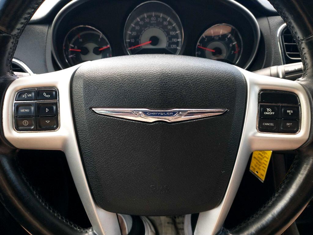 Chrysler 200 Limited 2012 Chrysler 200 Limited 2012