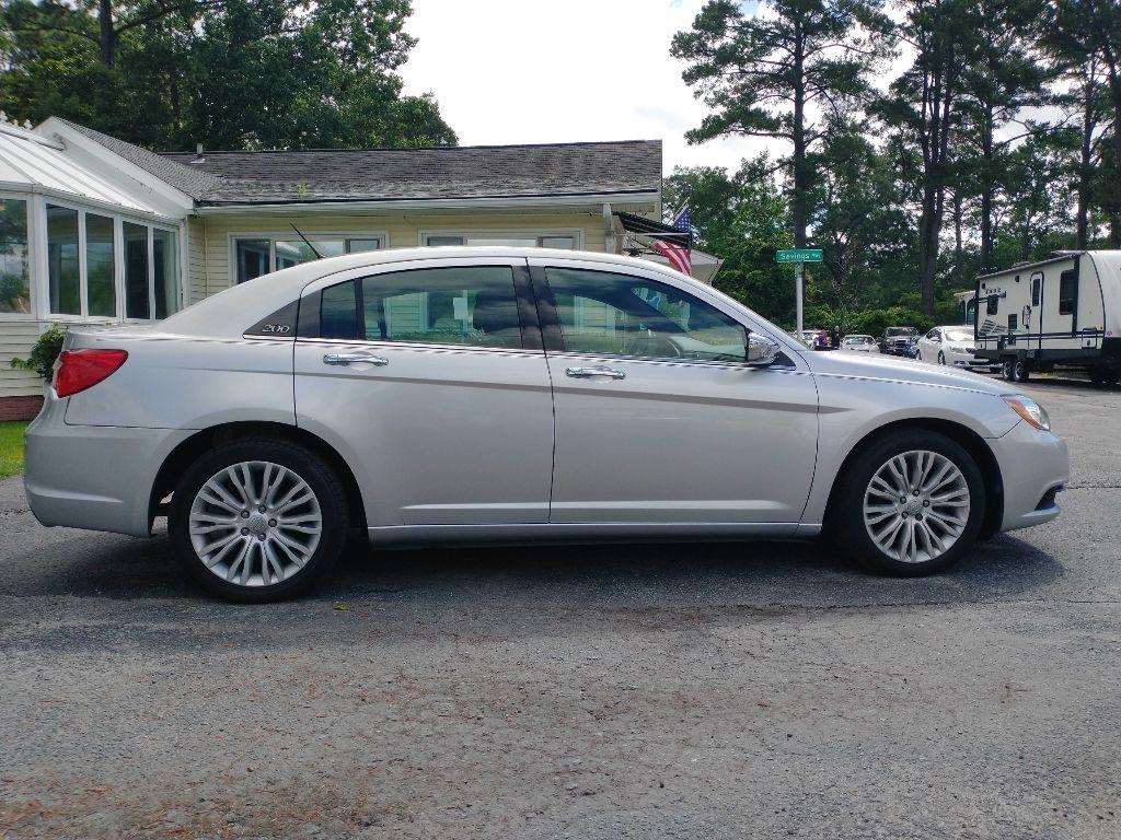 Chrysler 200 Limited 2012