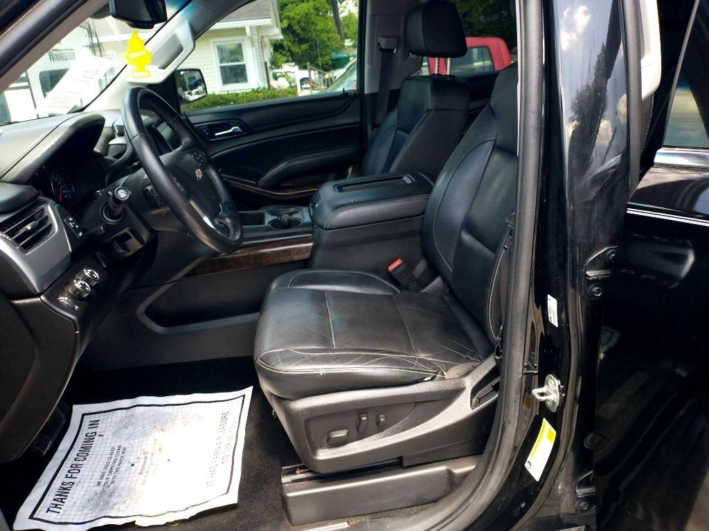 Chevrolet Suburban LT 4WD 2017 Chevrolet Suburban LT 4WD 2017