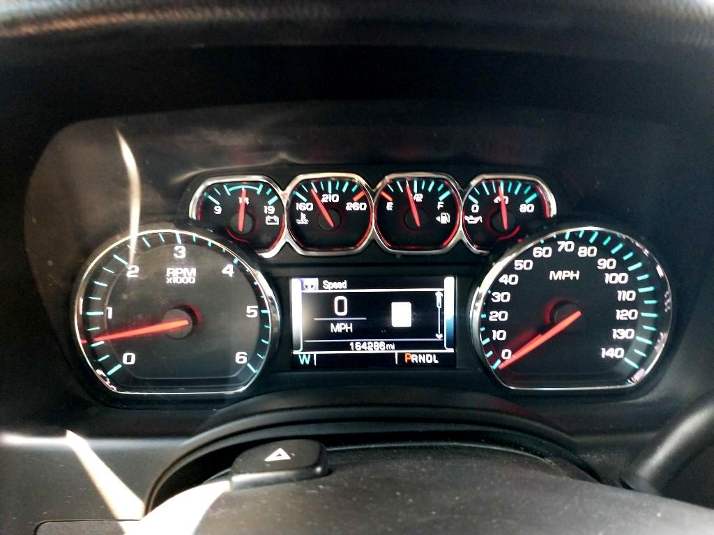 Chevrolet Suburban LT 4WD 2017 Chevrolet Suburban LT 4WD 2017