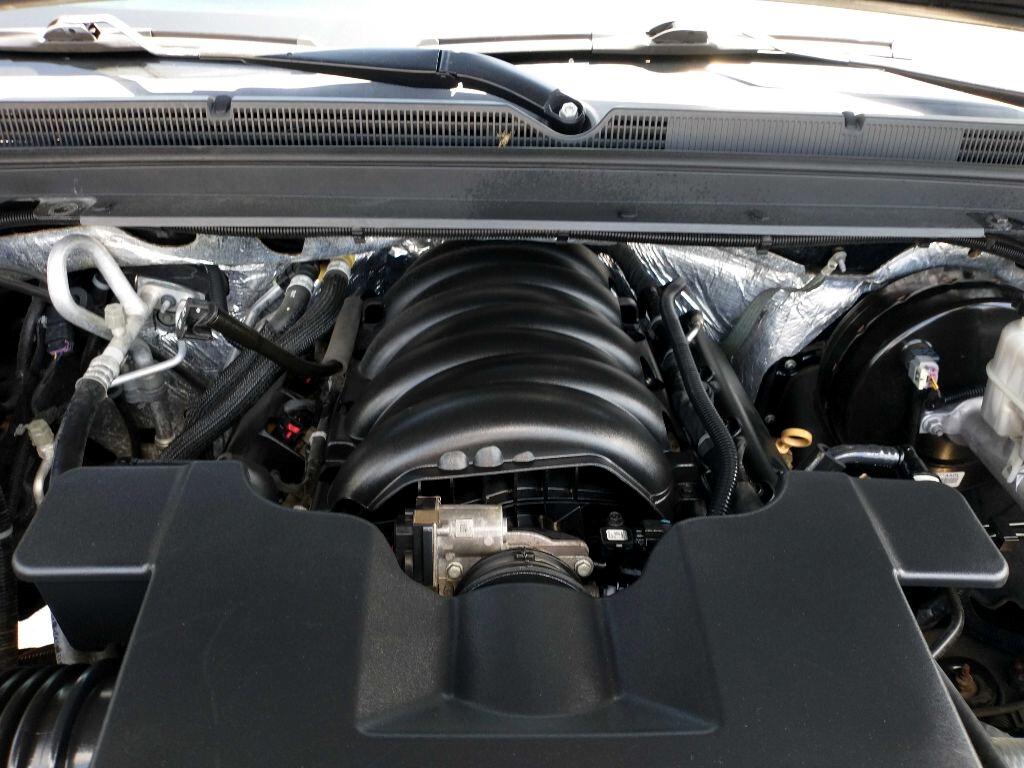 Chevrolet Suburban LT 4WD 2017 Chevrolet Suburban LT 4WD 2017