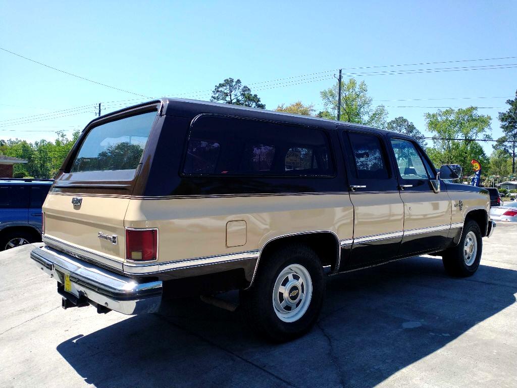 Chevrolet C/K 20 Suburban 2WD 1986 Chevrolet C/K 20 Suburban 2WD 1986