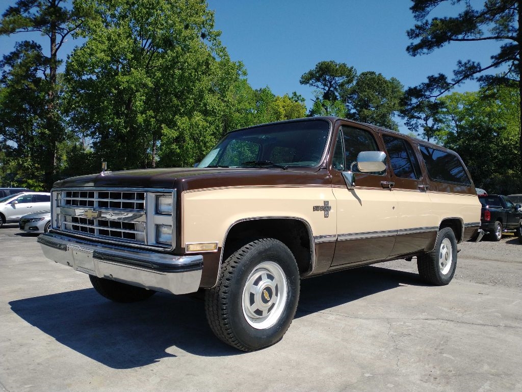 Chevrolet C/K 20 Suburban 2WD 1986