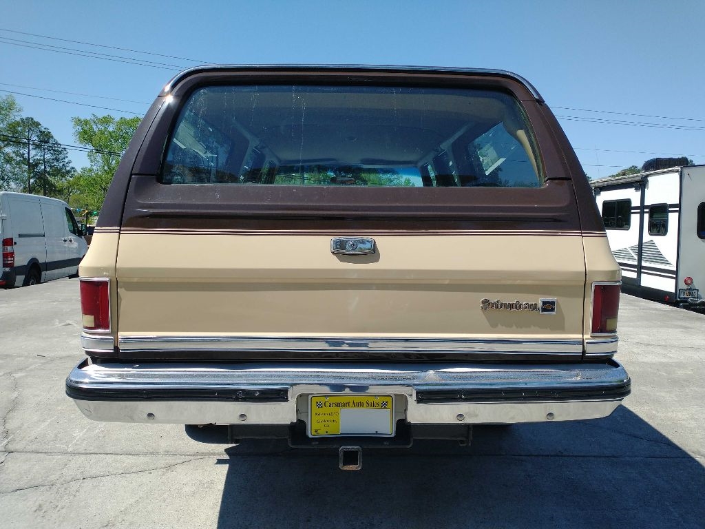 Chevrolet C/K 20 Suburban 2WD 1986