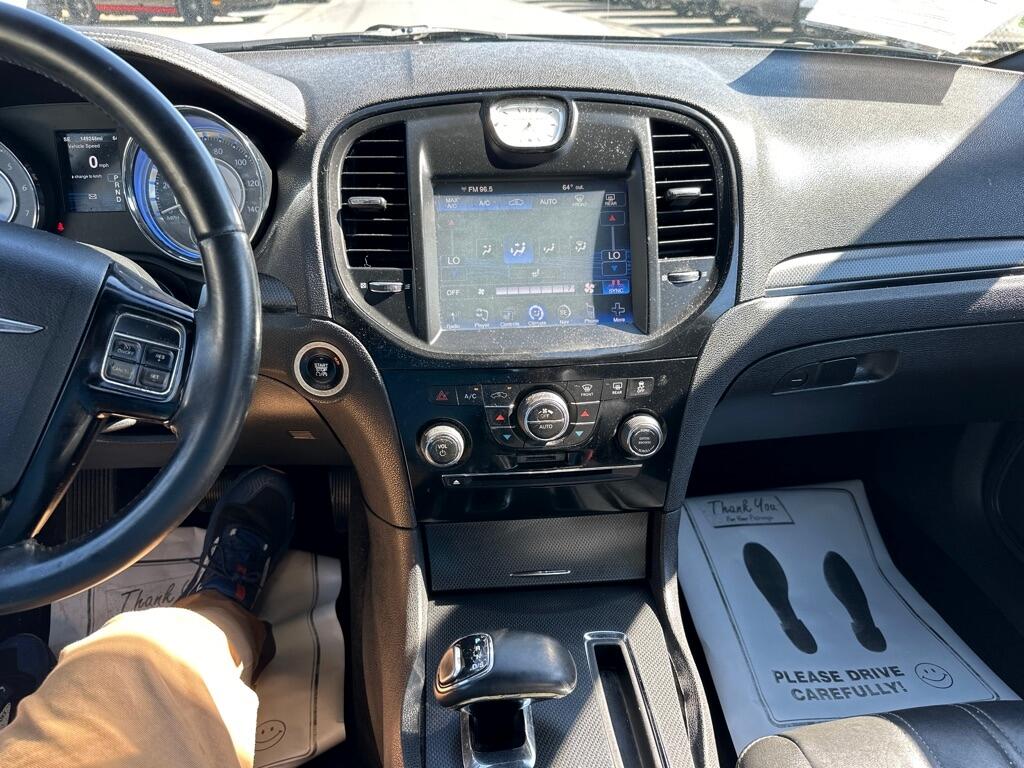 Chrysler 300 S V6 RWD 2014 Chrysler 300 S V6 RWD 2014