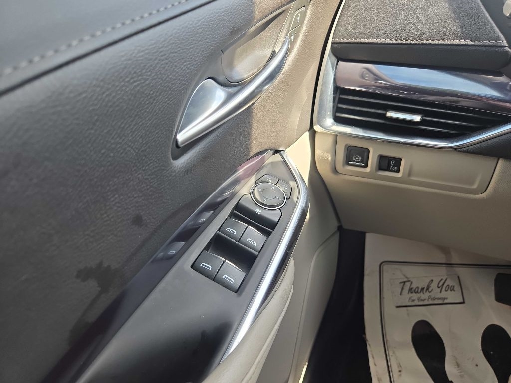 Cadillac XT4 Luxury 2023 Cadillac XT4 Luxury 2023