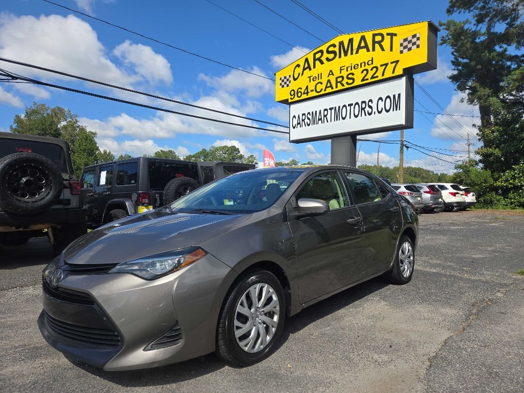 2019 Toyota Corolla LE's photo